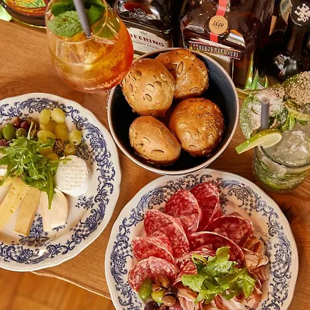 Weinforum Franken & Restaurant Szálloda 3*