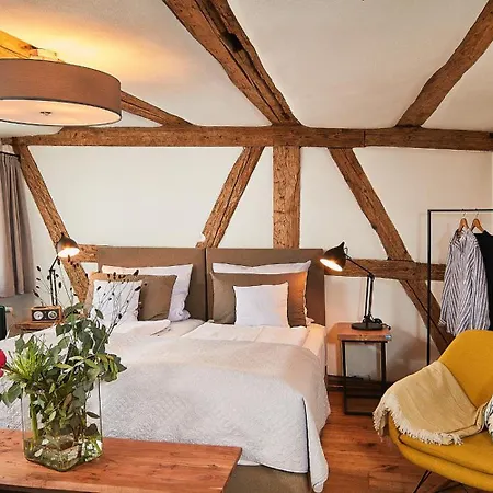 Weinforum Franken & Restaurant 호텔