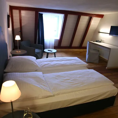 Weinforum Franken & Restaurant Отель Айбельштадт