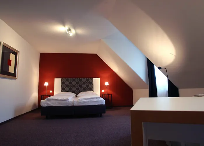 Weinforum Franken & Restaurant فندق