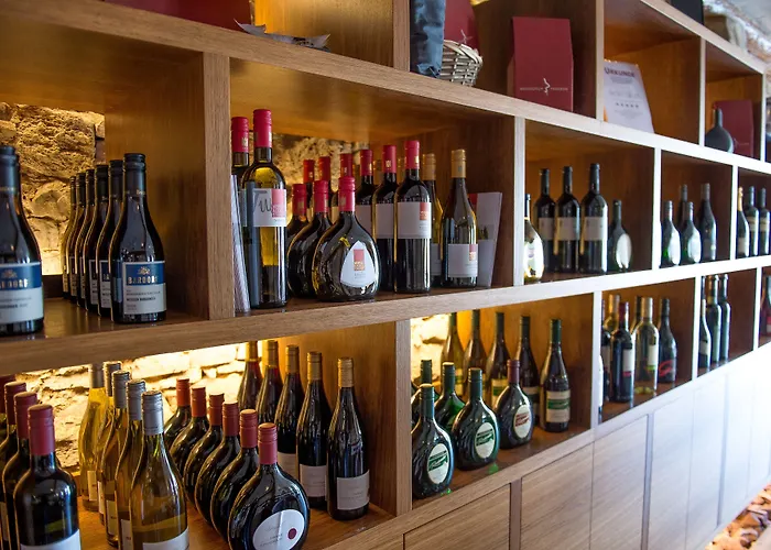 Weinforum Franken & Restaurant فندق