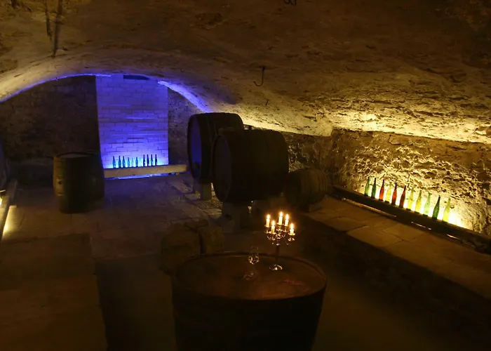 فندق Weinforum Franken & Restaurant
